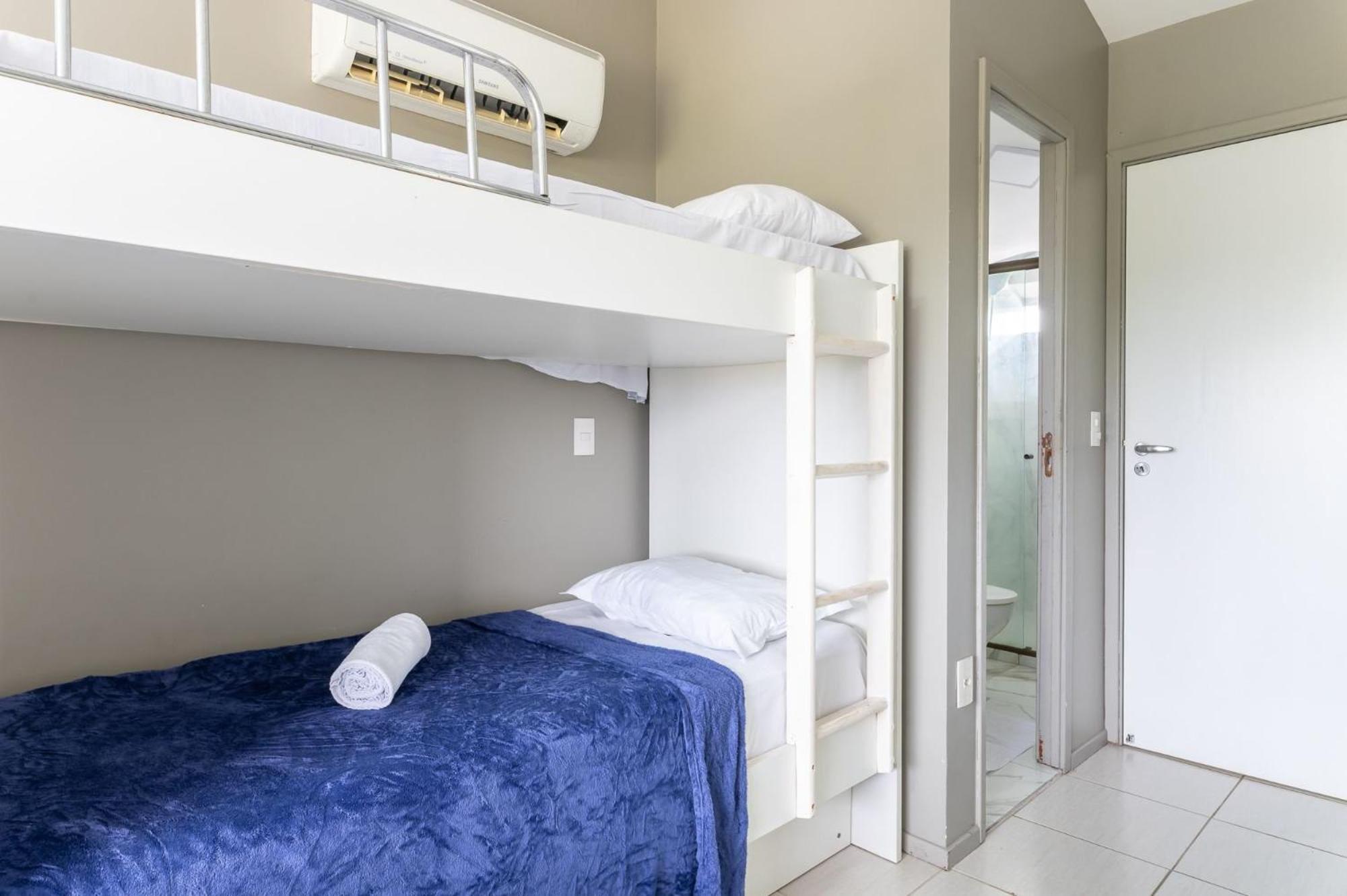 Holiday home Nannai Frente Piscina Muro Alto Beira Mar *